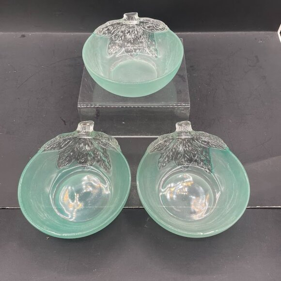 Set of 3 Frosted Light Seafoam Green Glass Berry Bowls Fruit Dish Clear Glass - Picture 1 of 8